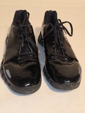 Size 11.5 - Reebok Zig Pulse SE Black